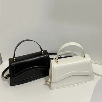 Women's New Flip Small Handbag Fashion Solid Color Shoulder Bag